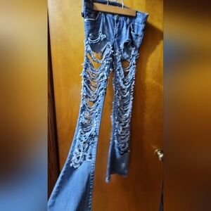 R&R destroyed jeans
